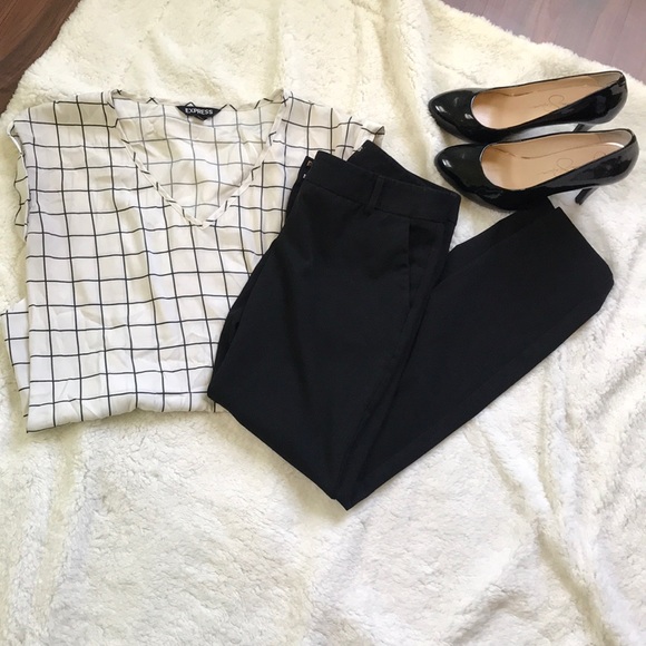 Express Blouse Top - Picture 2 of 6